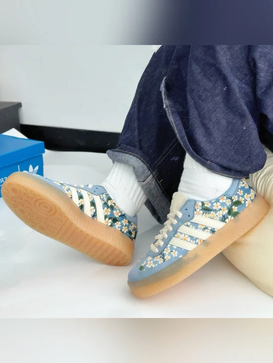 Women's Adidas x Liberty London Sambae 'Blue Cream White' - Picture 2 of 16